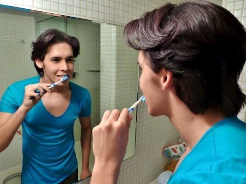 Oral Health Tips For Children And Teenagers